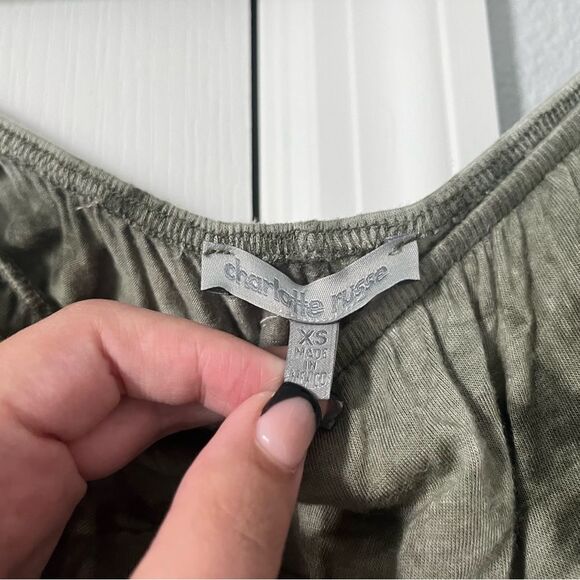 Charlotte Russe Green Tye Dye Shirt Size XS - Picture 2 of 4